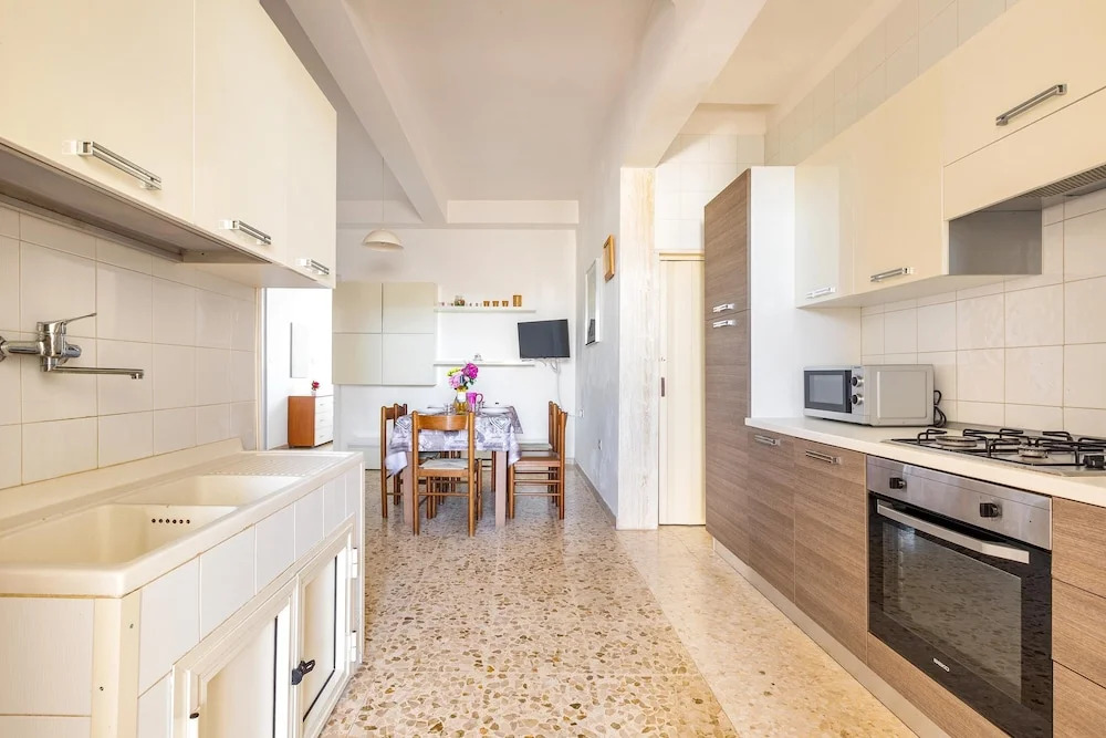 2529 Aura Apartments - Trilo Asia PP SX by Barbarhouse