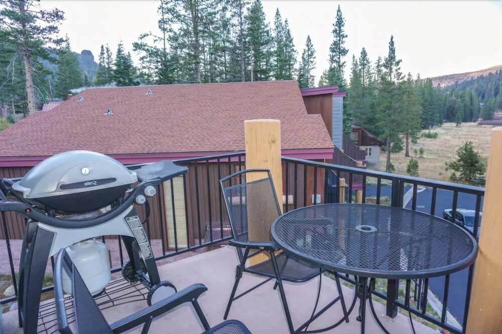 The Sentinels Townhomes #7 2 Bedrooms 3 Bathrooms Townhouse