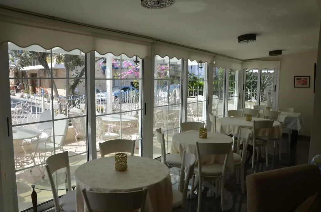 Melaike Otel