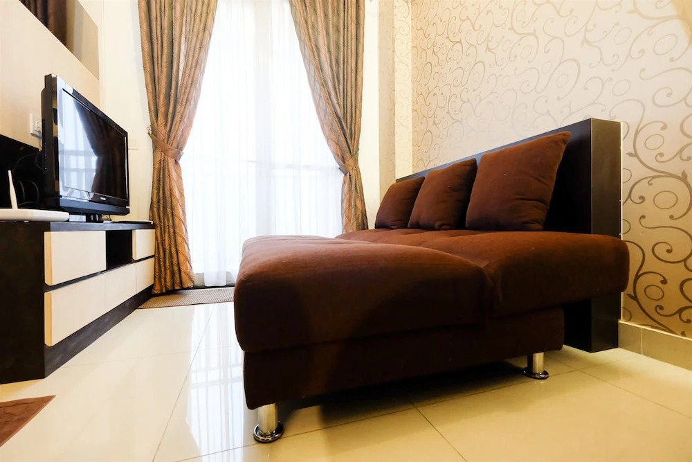 Homey Westmark Tanjung Duren Apartment near Taman Anggrek