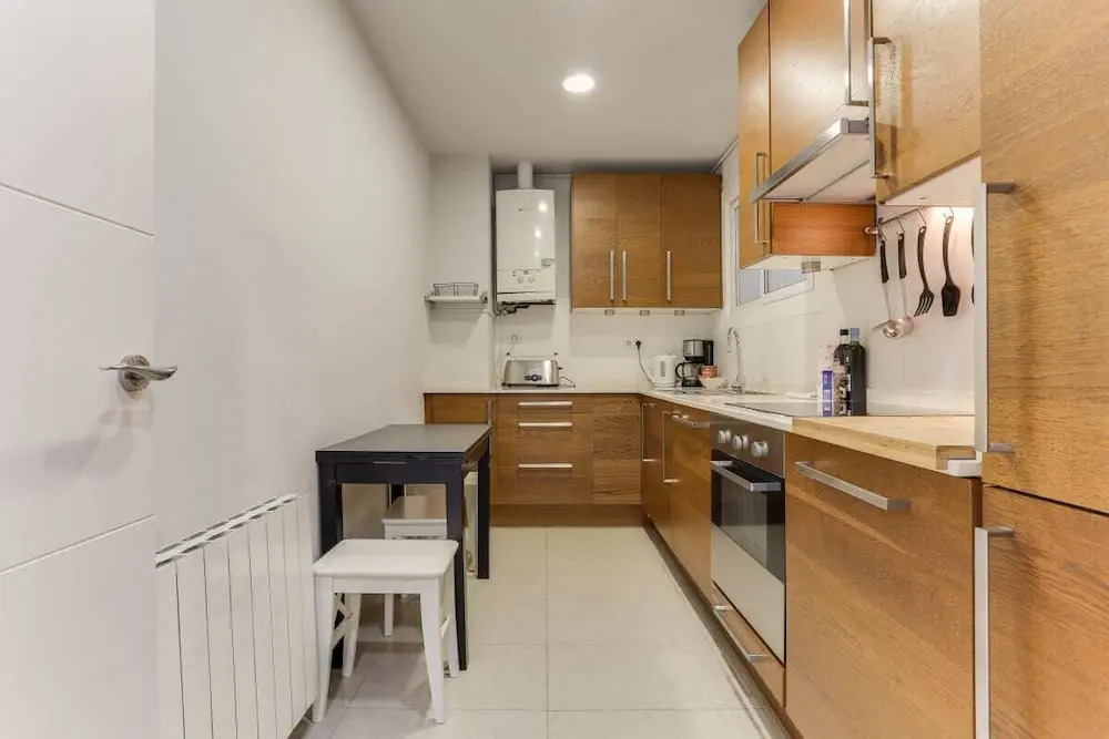 Cosy 4bdr in Exiample, 10mins to Plaza Catalunya
