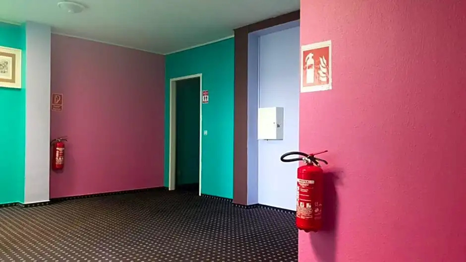 Isas Hostel