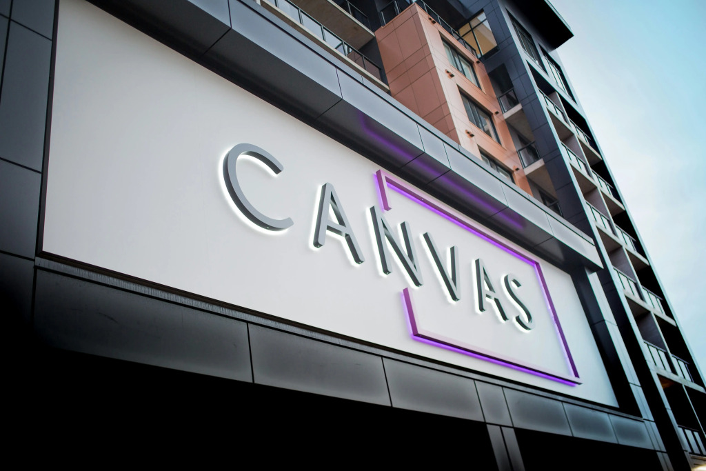 Canvas Moncton, Tapestry Collection By Hilton
