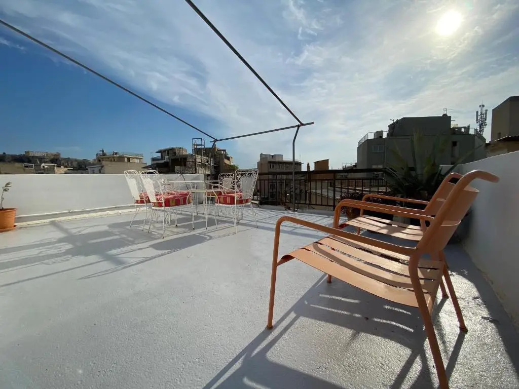 Central apts with Acropolis views - PK building