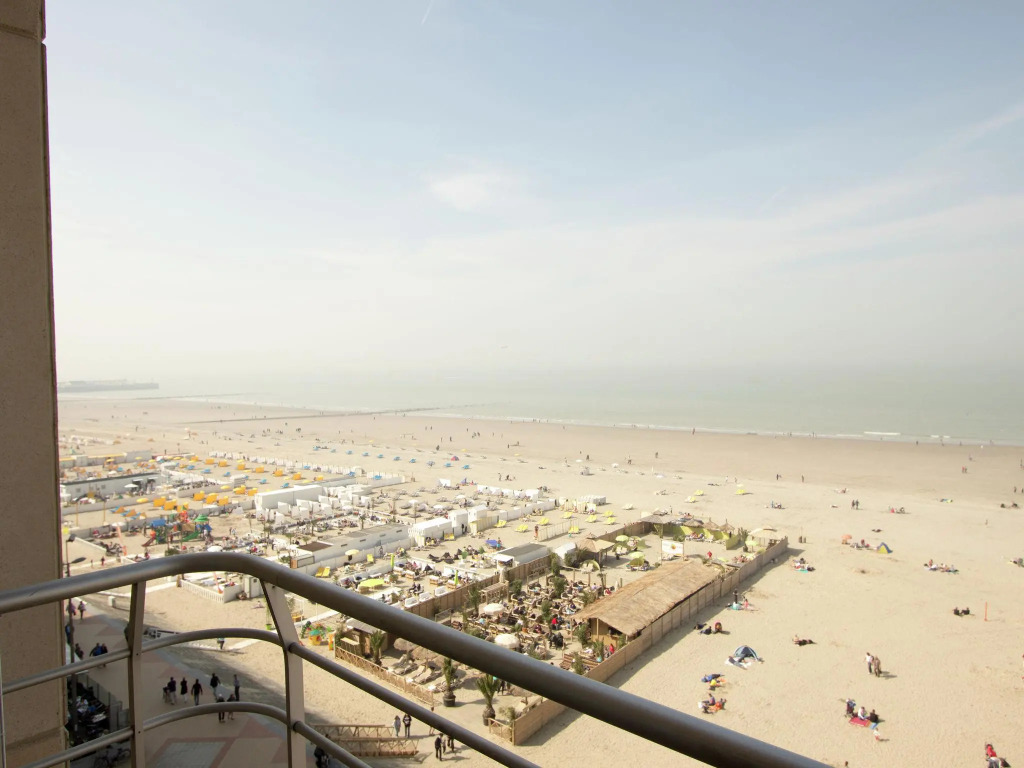 Comfortable studio in Blankenberge with a view over the city