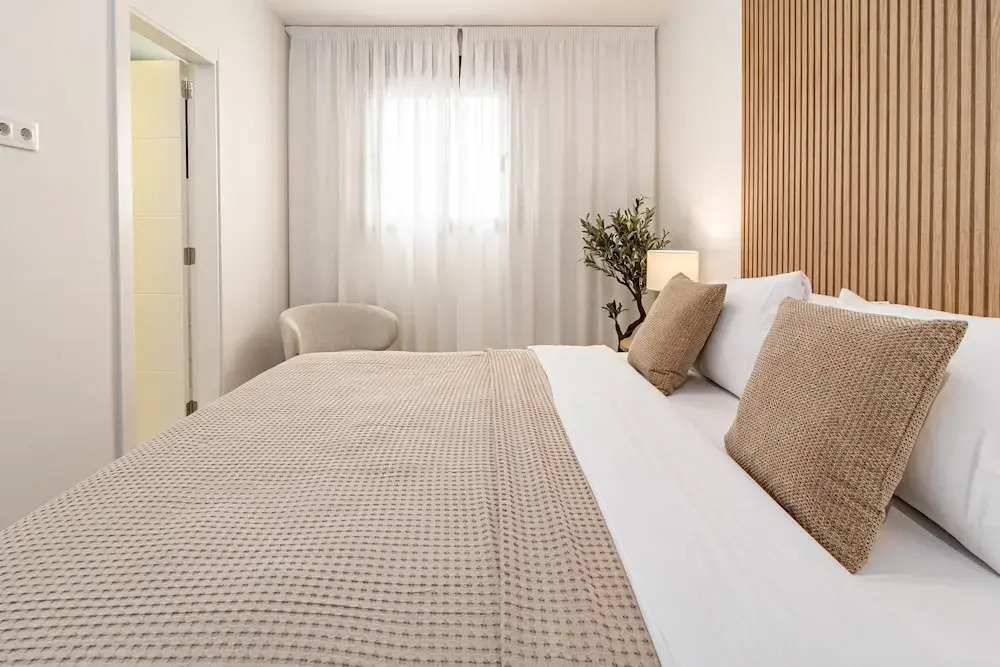 Le2c- Luxury, New-build Apartment near the beach
