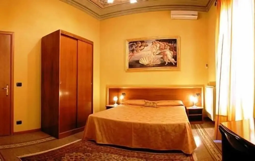 La Luna Guest House