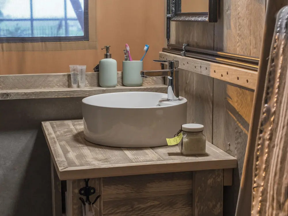 Tent Lodge With Sanitary Facilities at the Bedafse Bergen - Campsite