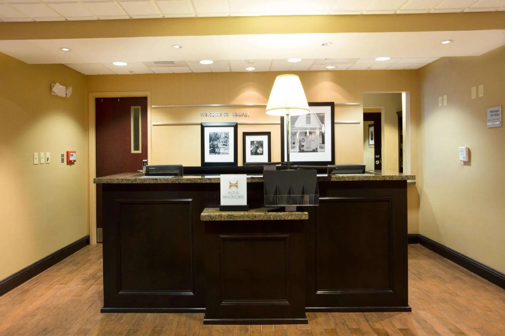 Hampton Inn & Suites Laurel
