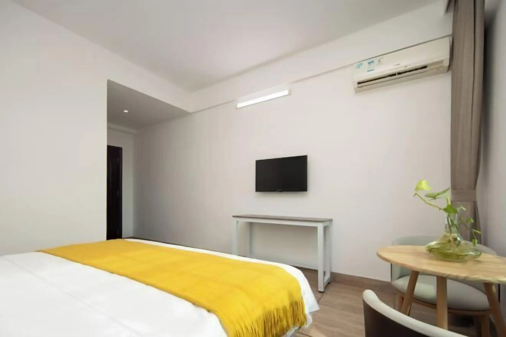 Xinyueju Hotel (Hainan Institute of Business and Technology Provincial Museum)