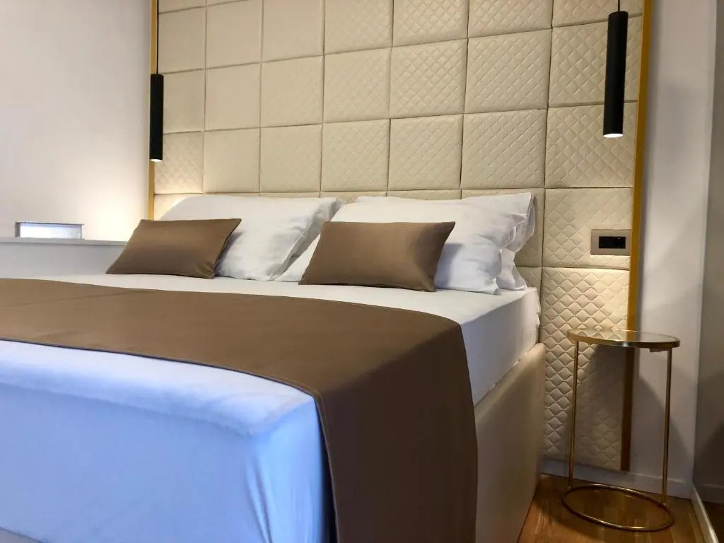 Skypool Suite 77 with private pool