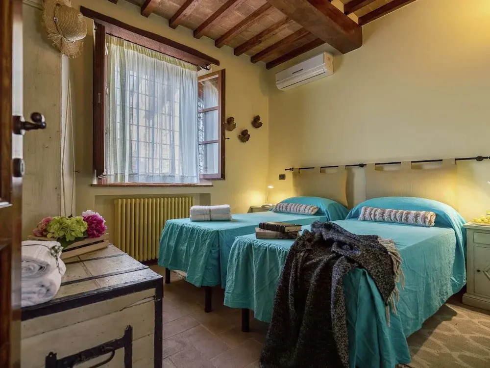 Villa in Cortona with Private Pool