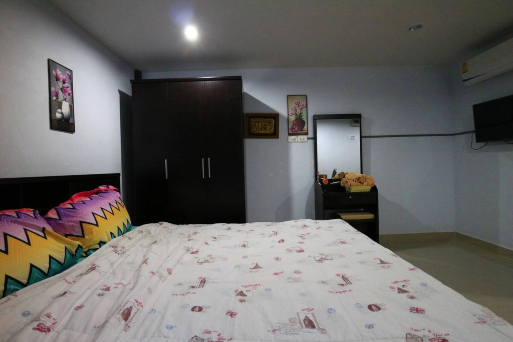 9G Room