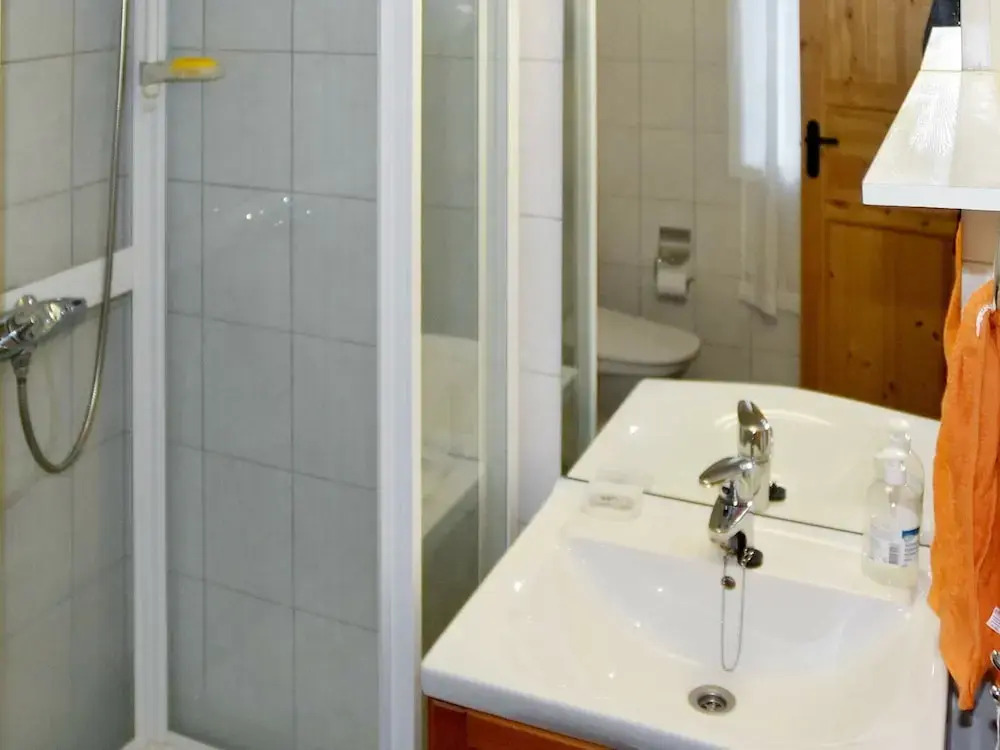 5 person holiday home in GURSKØY