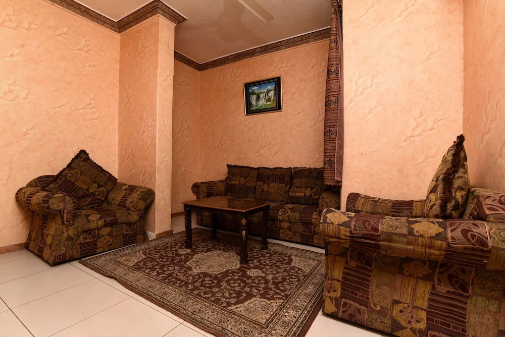 OYO 361 Al Janoub Hotel