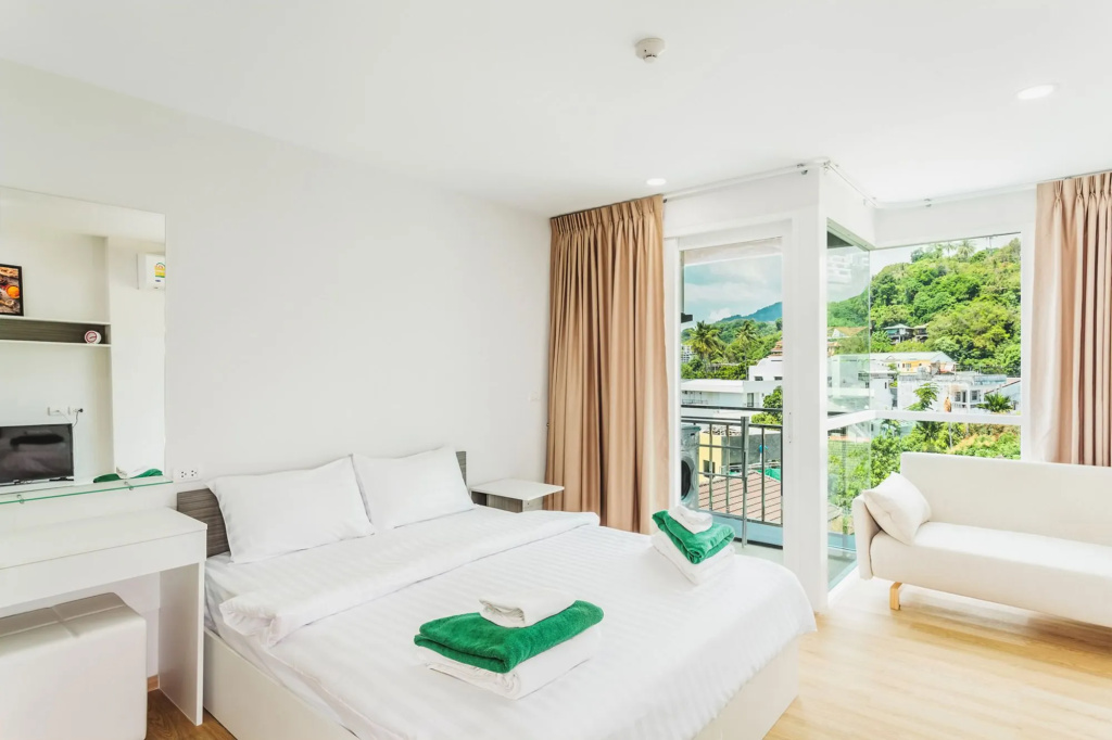 Condo in Kata in Ozone - Unit A612
