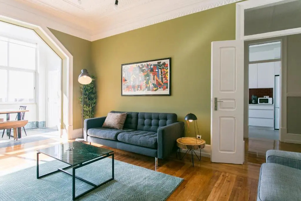 Rato by Central Hill Apartments