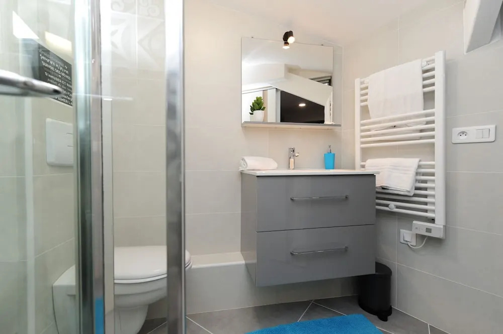 Studio Paradise Five Stars Holiday House