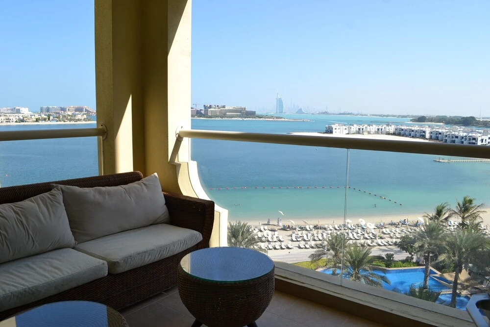 Entire 1 Bedroom Apartment in the Prestigious Palk Jumeirah - NBT