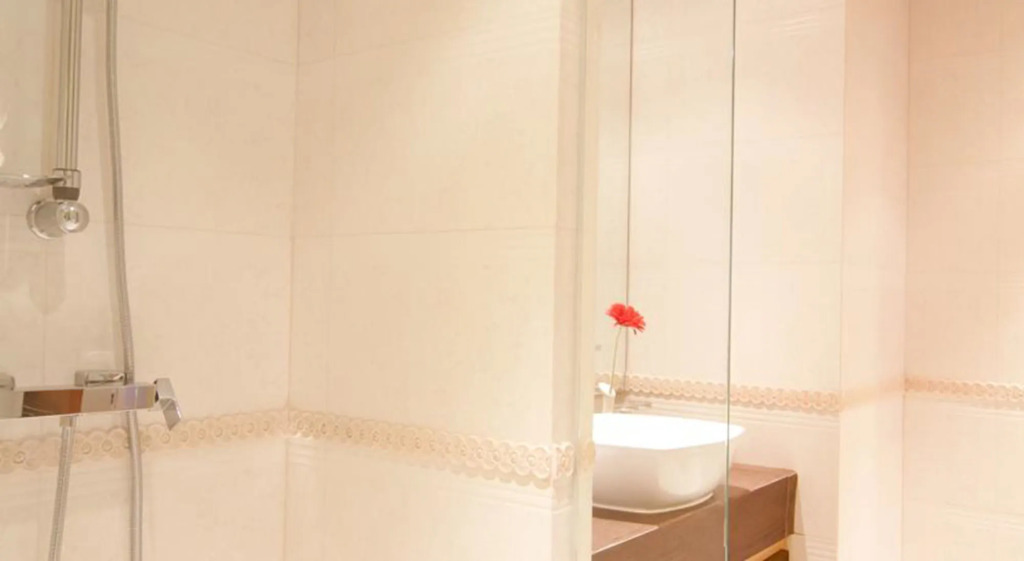 Grand Lord Boutique Hotel -Srinakarin