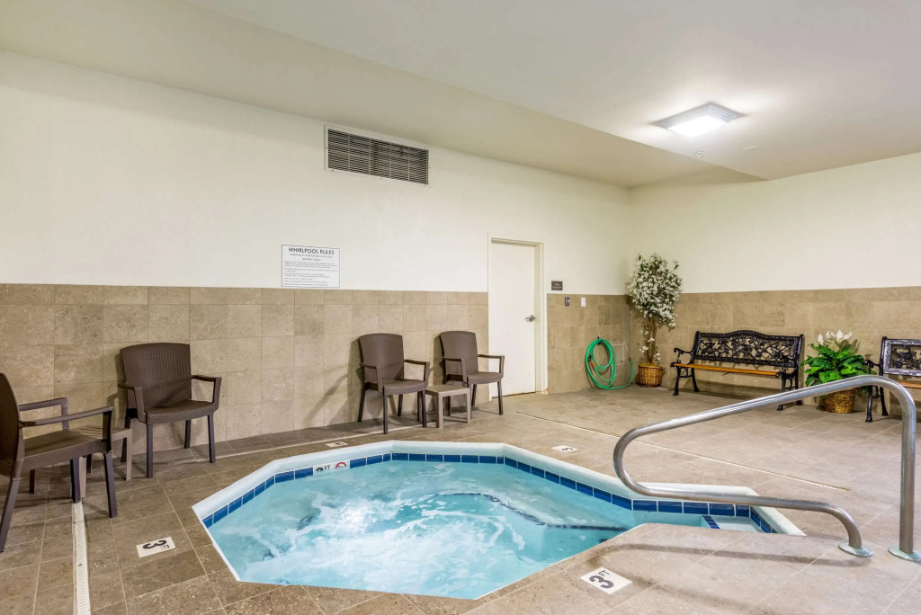 Comfort Inn & Suites Dayton North