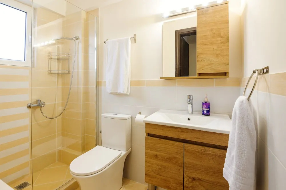 Marathon Luxury Suites - Schinias Beach