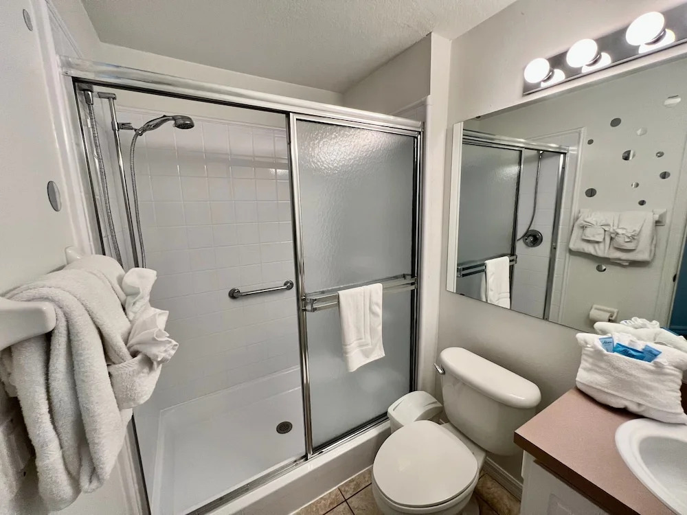 Grand Emerald 3BR Townhouse Near Disney Parks