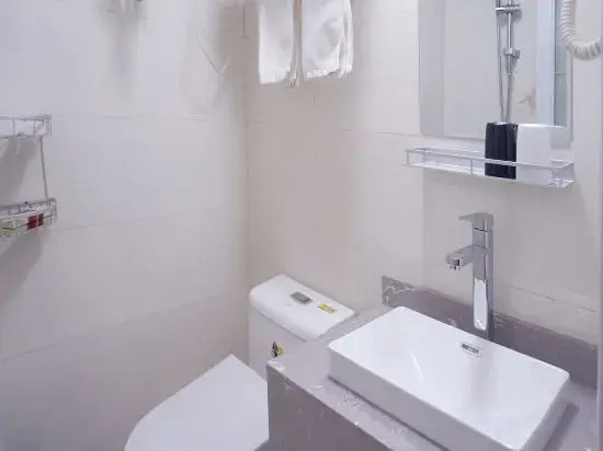 Leku Holiday Gaming Hotel (Beijing West Railway Station)