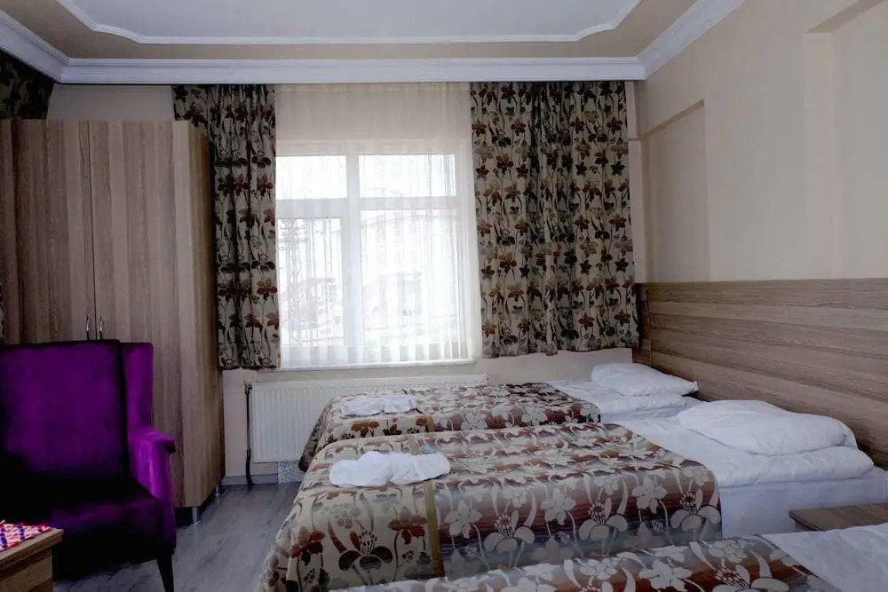 Sarimese Hotel