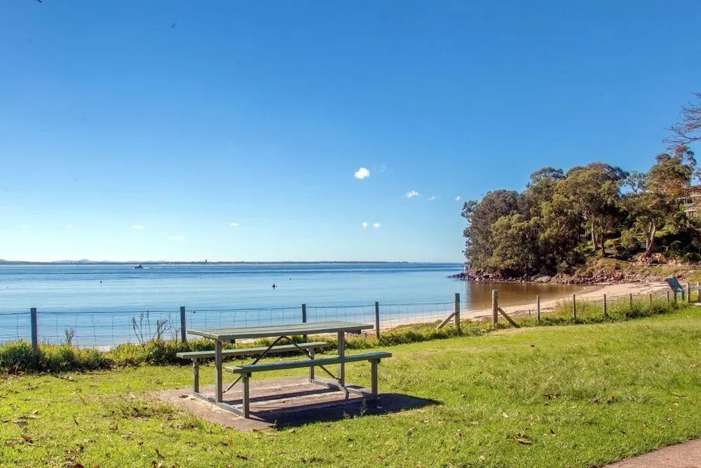 Thurlow Avenue 28, 'Ripple Cove'