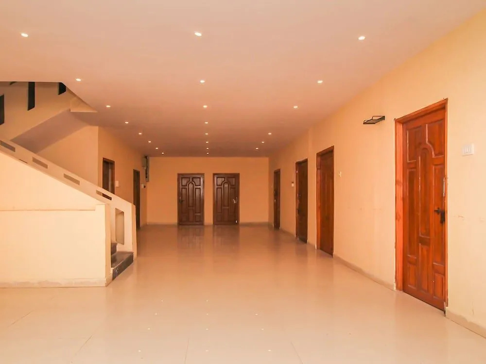 OYO 7343 Al Shareef Palace