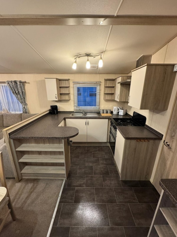 3 Bedroom, Lyons Oakfield, Towyn, Pets Welcome