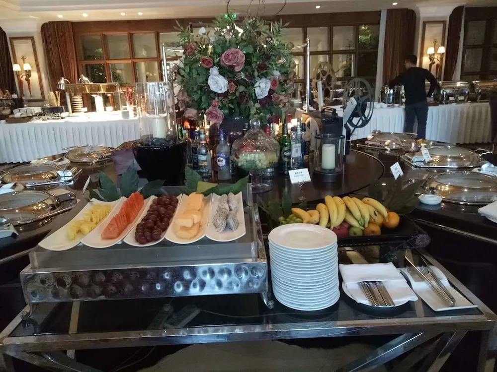 Hangzhou Rose Garden Resort & Spa