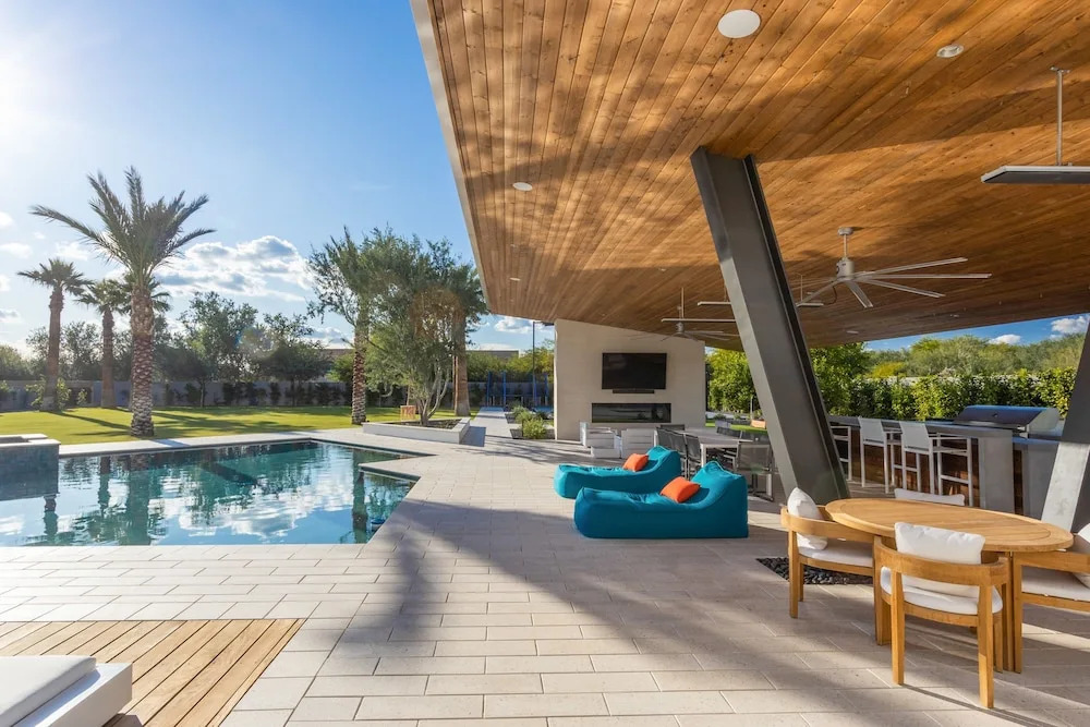 New Listing! Lavish : Resort-style Backyard 5 Bedroom Home