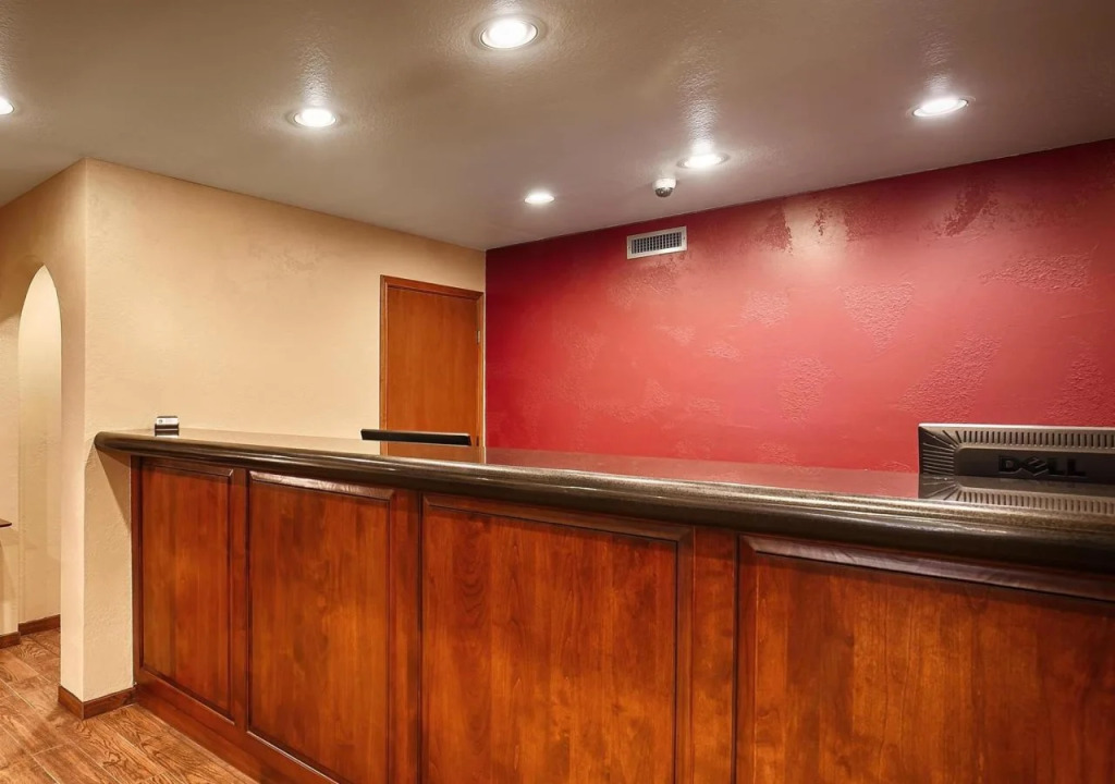 Quality Inn Three Rivers