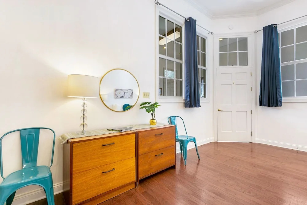 1832 Airy 4 BR in Garden District
