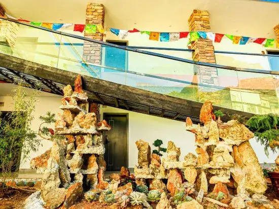 Lugu Lake Lanbo Bay exclusive courtyard