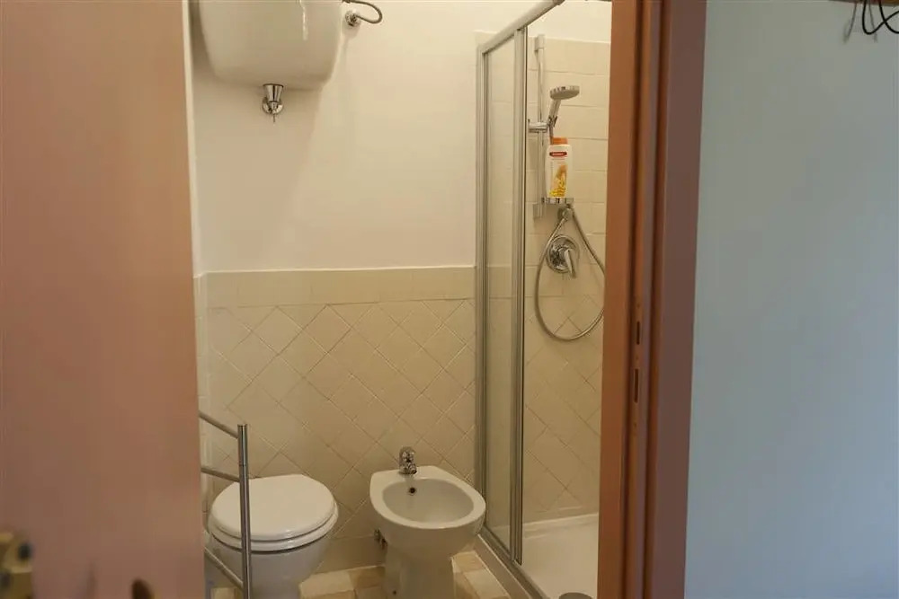 Viale Mezzetti - 1.3 by Ospitaci