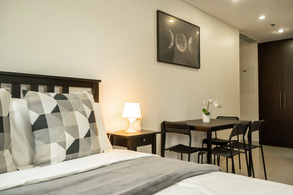 One Bedroom Apartment - Bay Central Tower