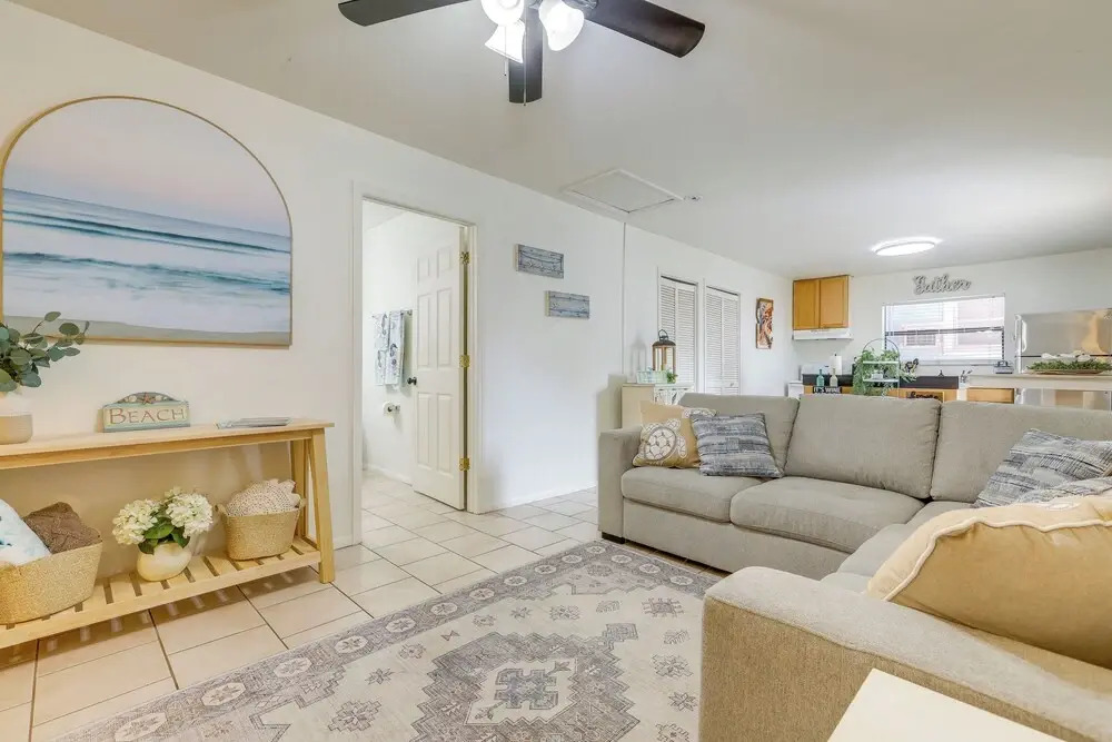 1 Block to Dtwn! Walkable Stay in Stuart