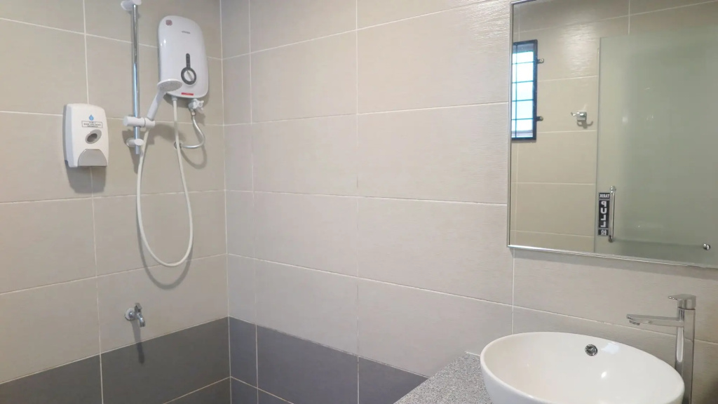 Promenade Service Apartment