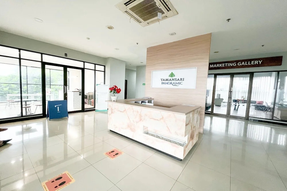 OYO 93586 Apartemen Tamansari Panoramic By Narel Ii