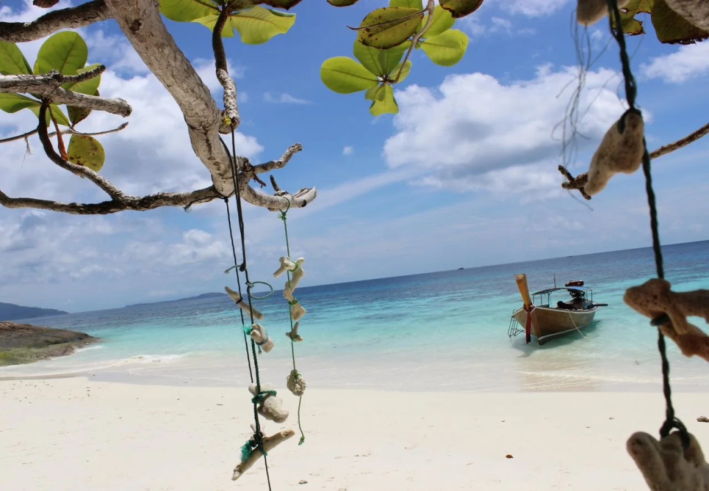 Phuritra Resort Koh Lipe
