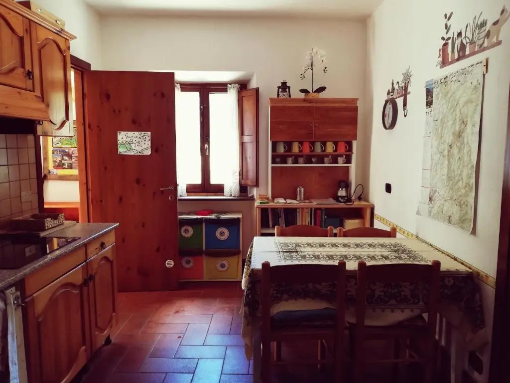 Il Bivacco Frasassi climbing house