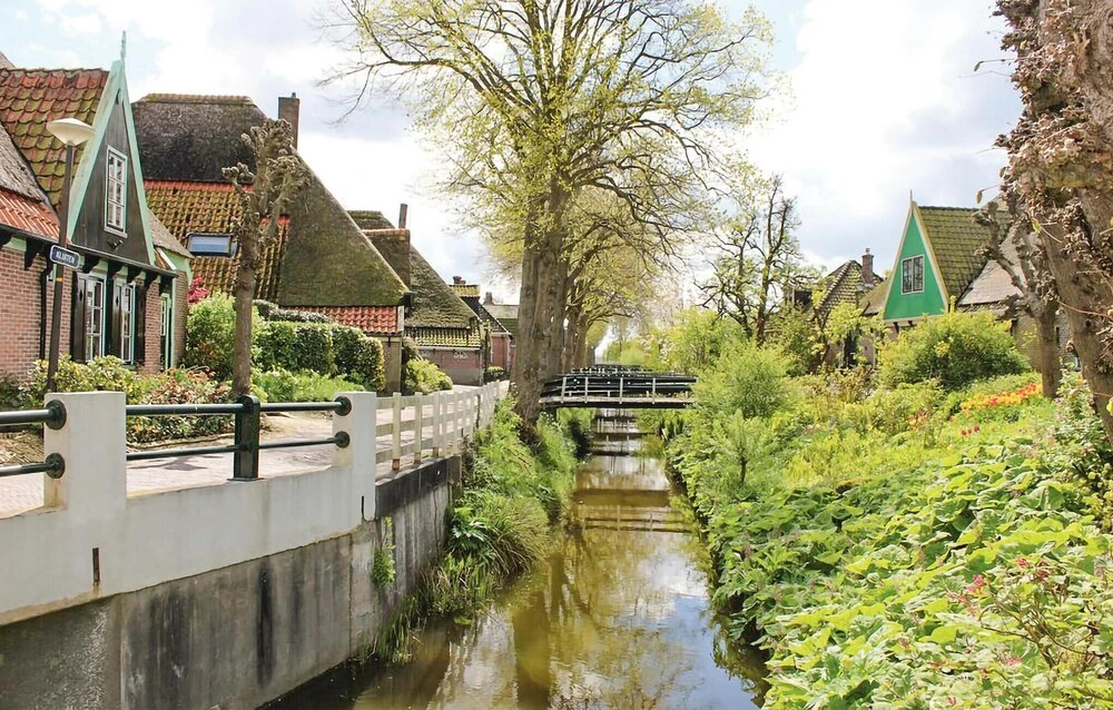 Amazing Home in Wervershoof With Wifi and 3 Bedrooms