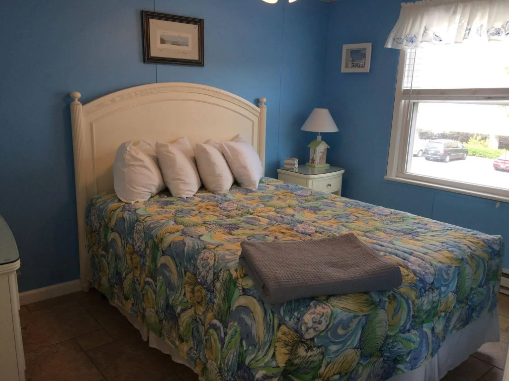 Windjammer Condominiums