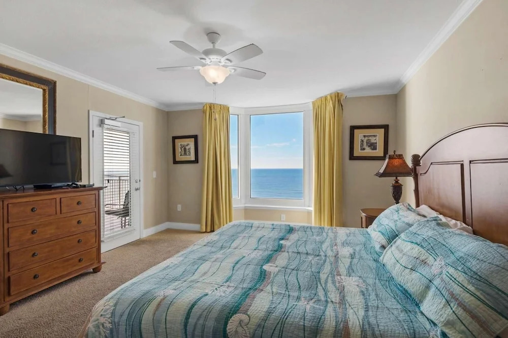 Emerald Beach 1627