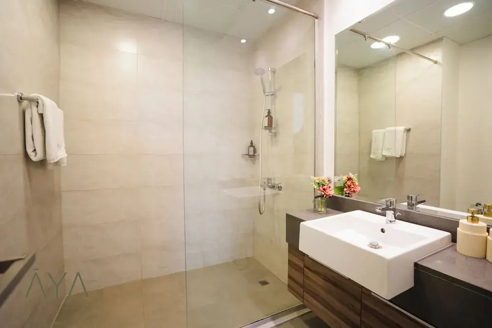 Aya - Elegant 1BR Retreat In The Heart Of JVC