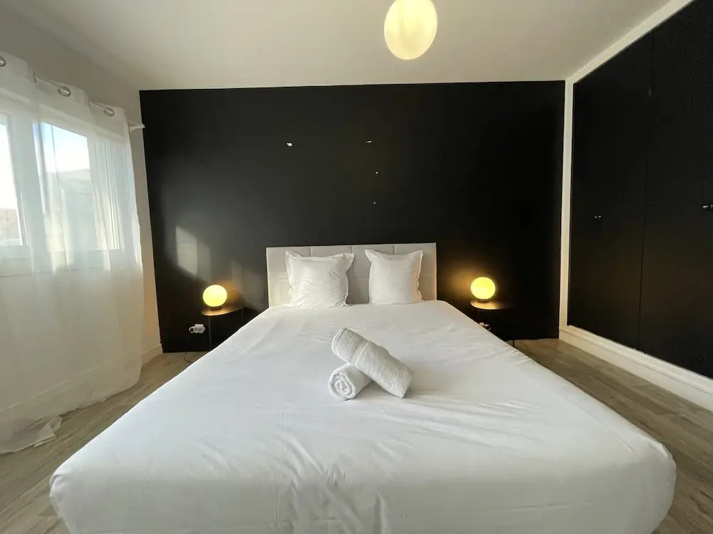 Apartment in Le Mans Near Train Station