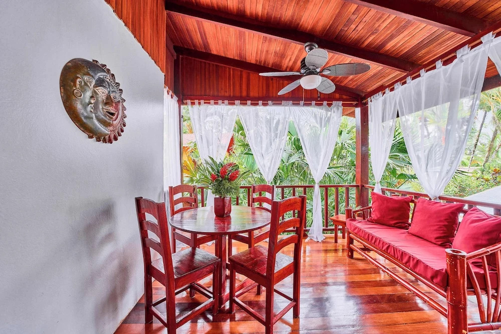 Hotel El Encanto